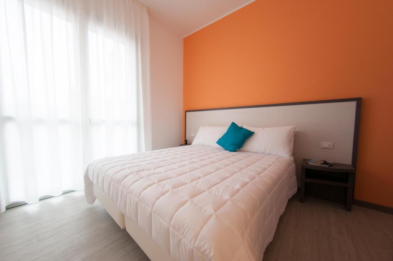 29 Cav Apartments Bollate Bagian luar foto